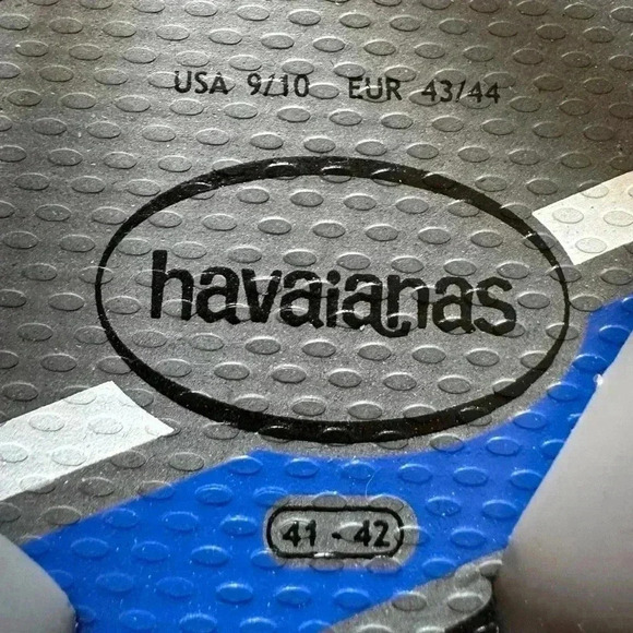 Grey Never Worn Havaianas - Picture 3 of 4